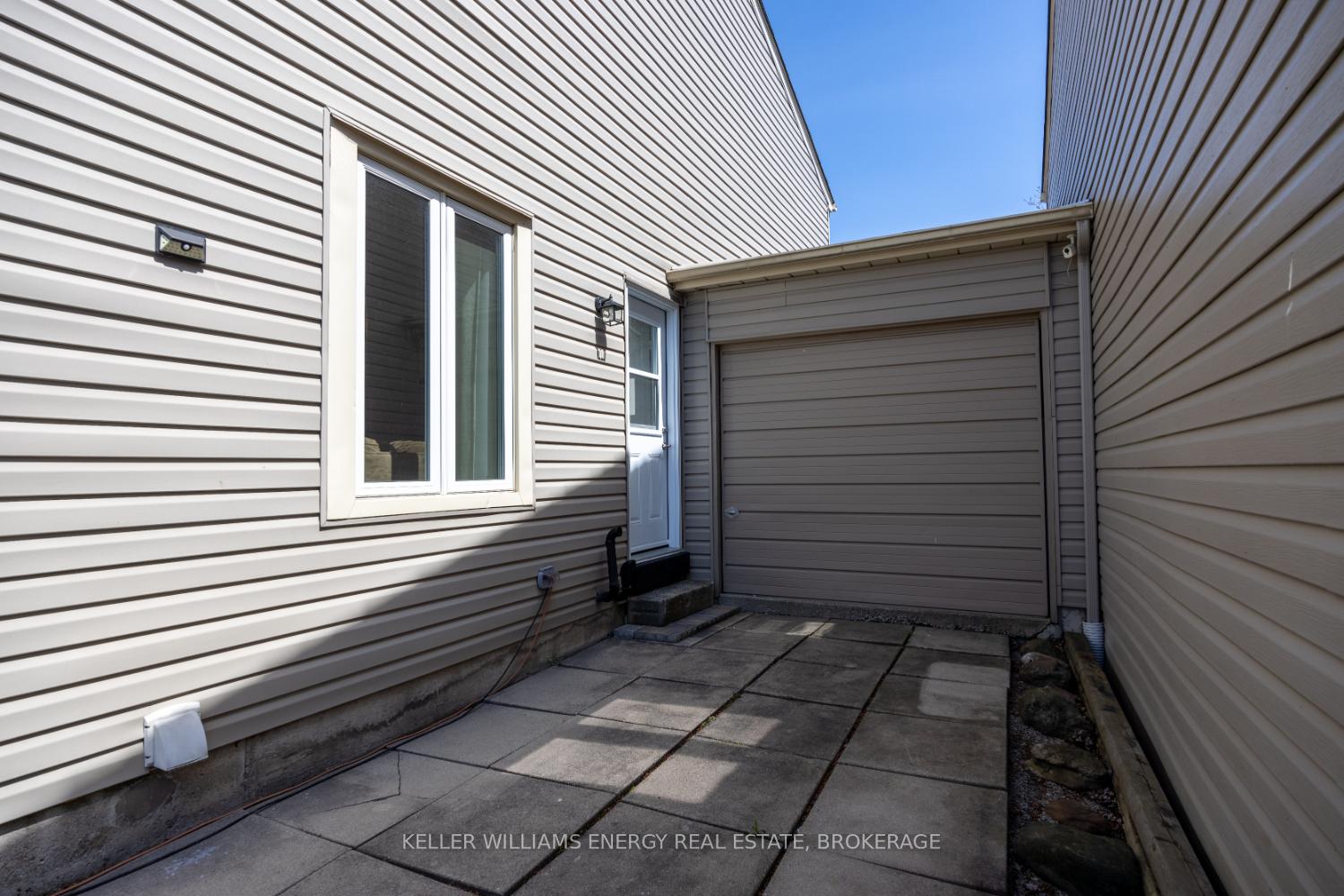 Photo 21 of 820 Finley Avenue, Ajax, South West — HOMEH