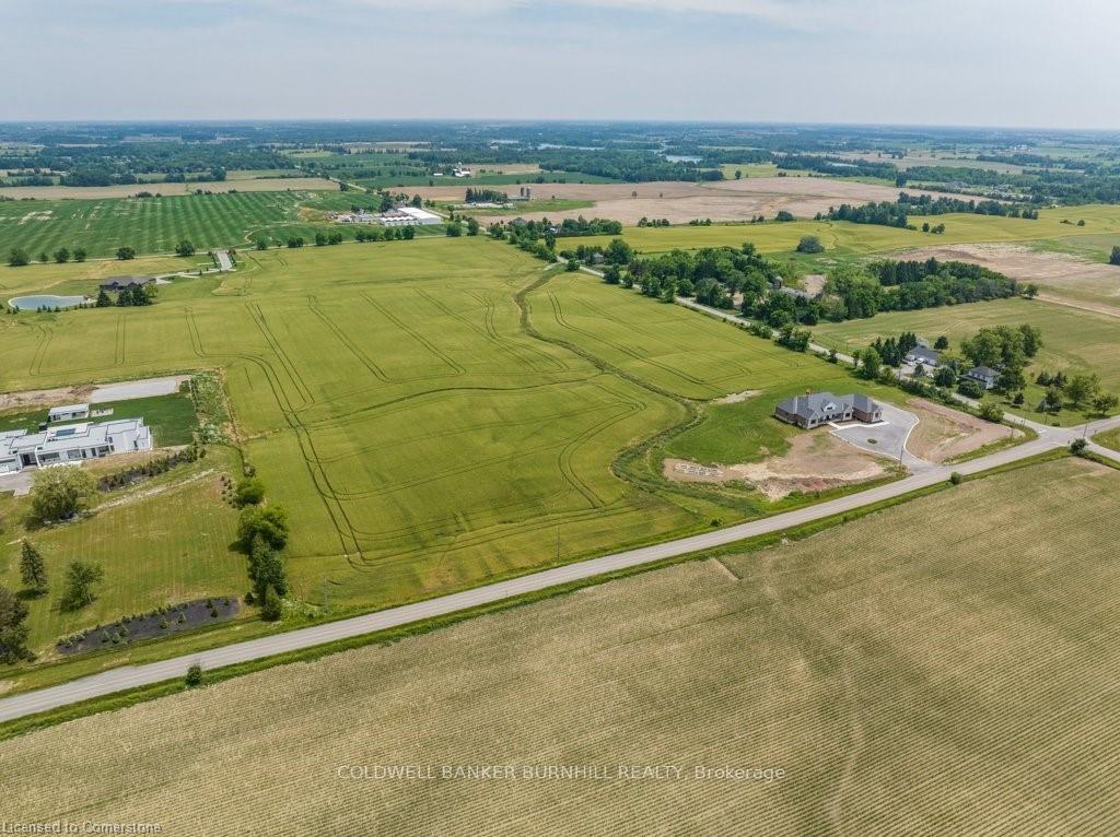 Photo 4 of 3417 Tyneside Road, Hamilton, Rural Glanbrook — HOMEH