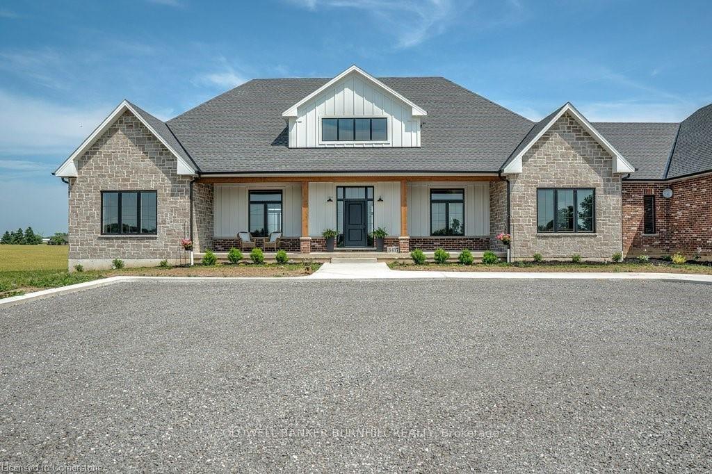 Photo 7 of 3417 Tyneside Road, Hamilton, Rural Glanbrook — HOMEH