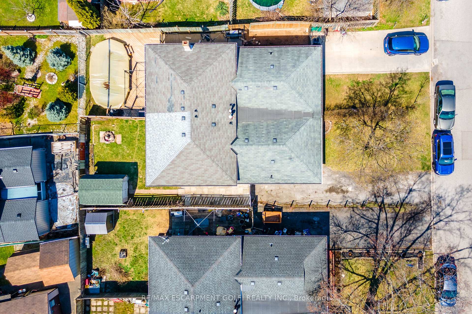 Photo 36 of 8 Canterbury Drive, St. Catharines, Oakdale — HOMEH