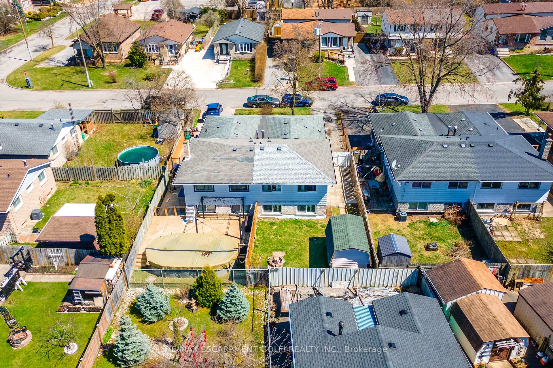 Photo 38 of 8 Canterbury Drive, St. Catharines, Oakdale — HOMEH