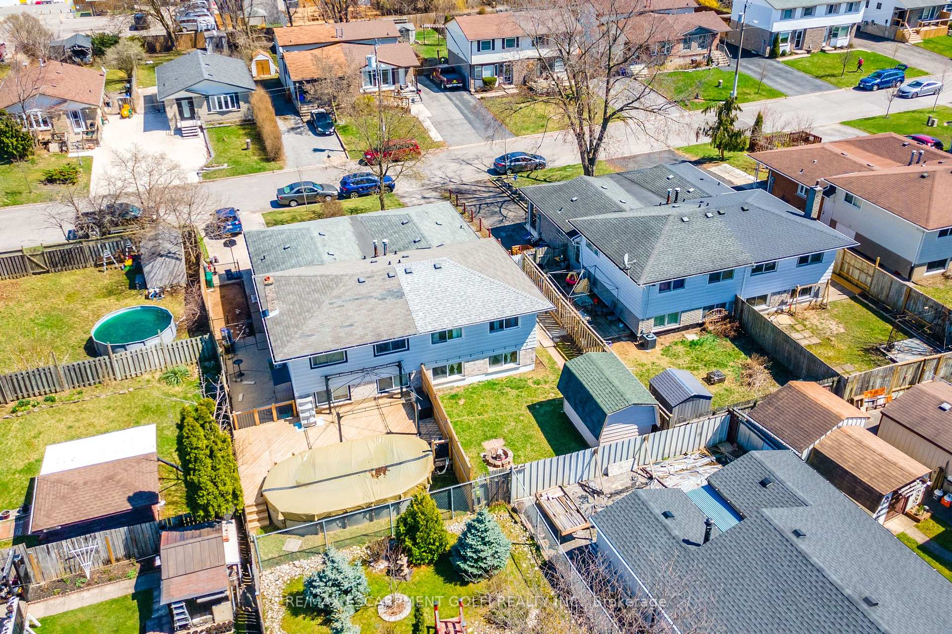 Photo 39 of 8 Canterbury Drive, St. Catharines, Oakdale — HOMEH