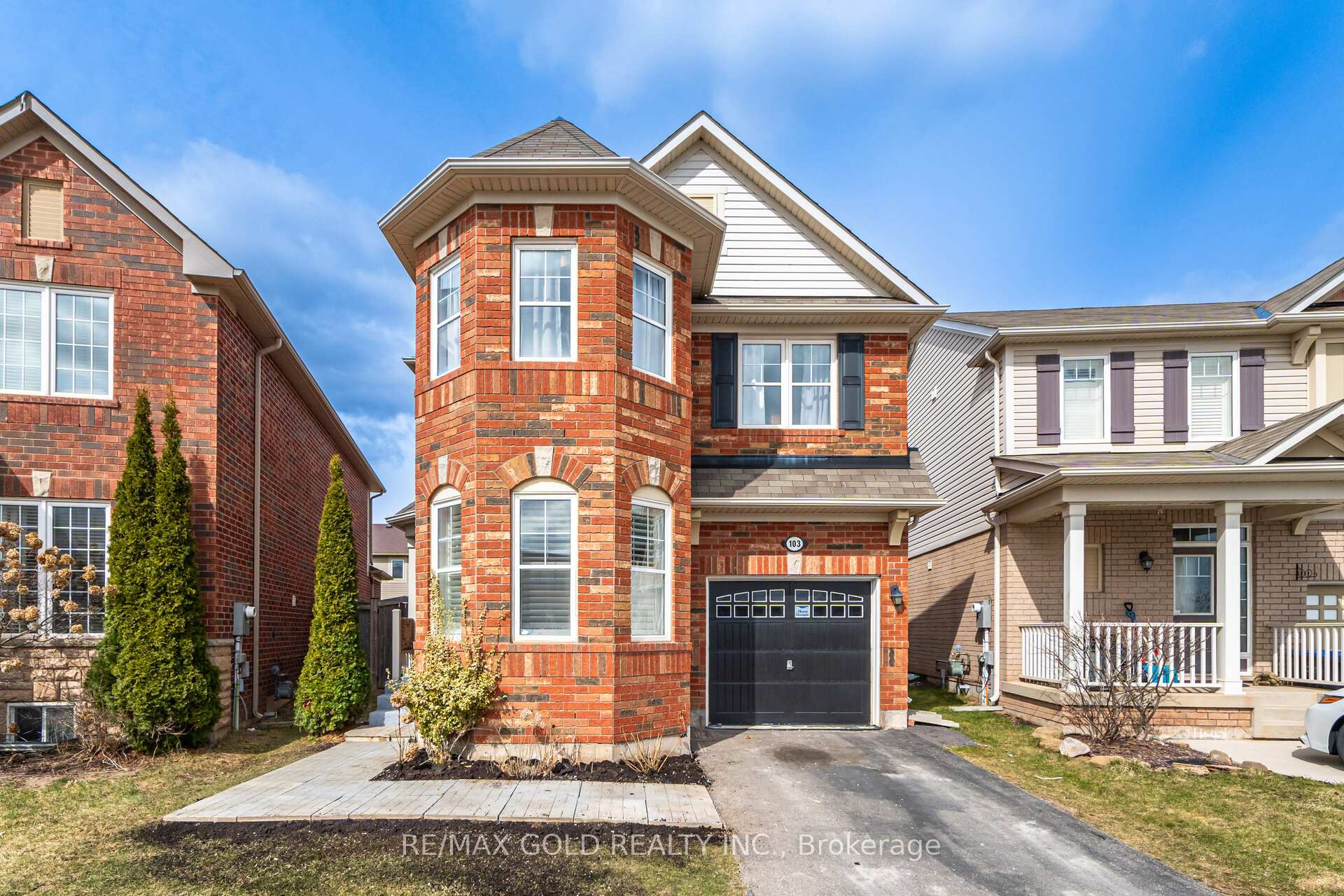 Front of 103 Commuter Drive