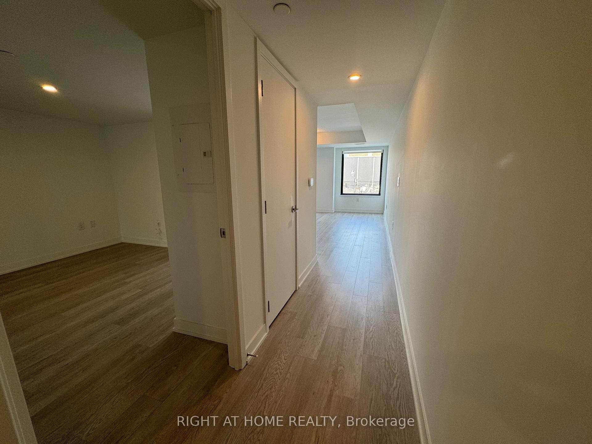 Photo 11 of Unit 311, 3 Strathgowan Avenue, Toronto, Lawrence Park South — HOMEH