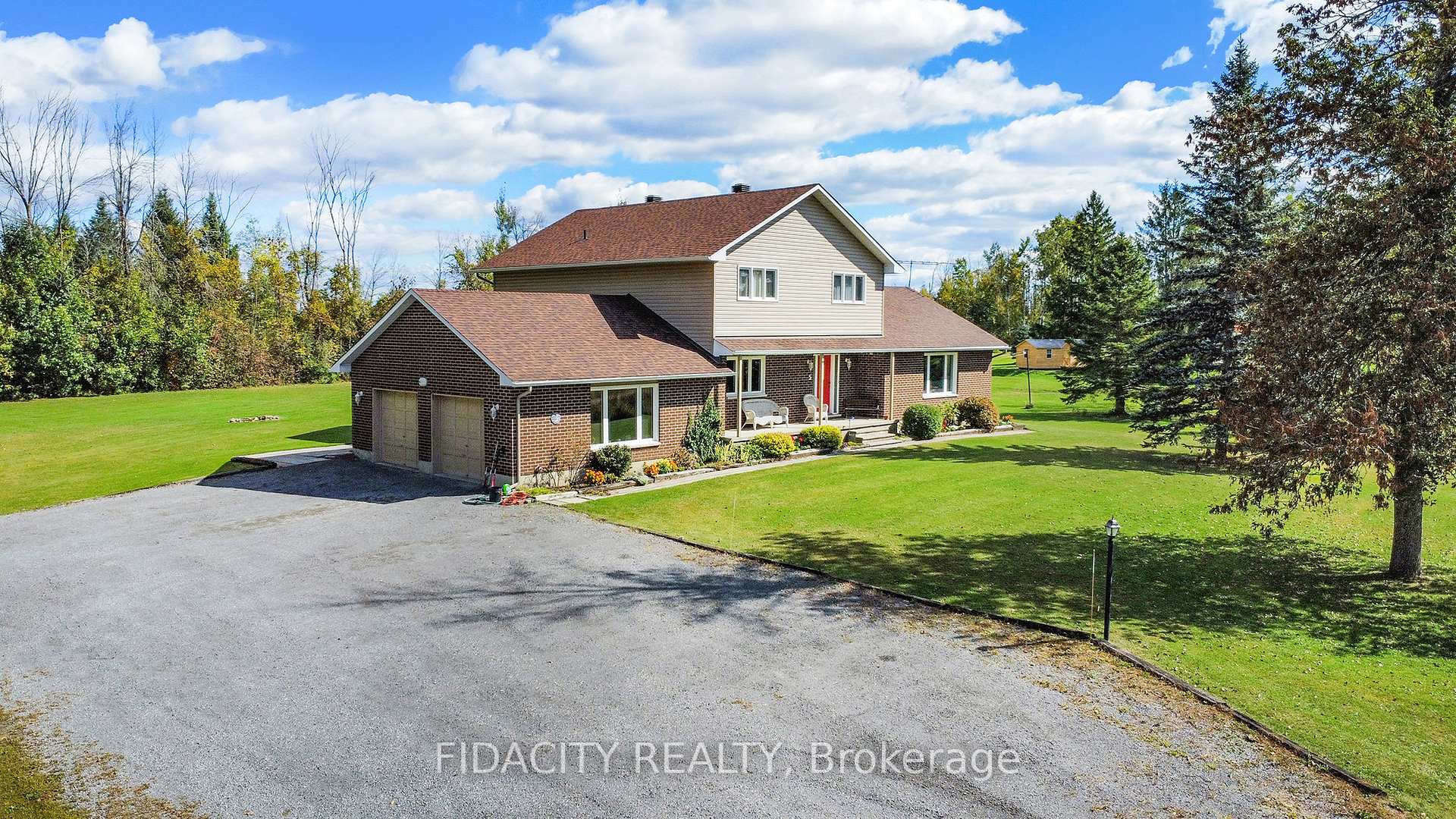 Photo 51 of 5 Rogers Creek Way, Ottawa, Btwn Franktown Rd. & Fallowfield Rd. — HOMEH