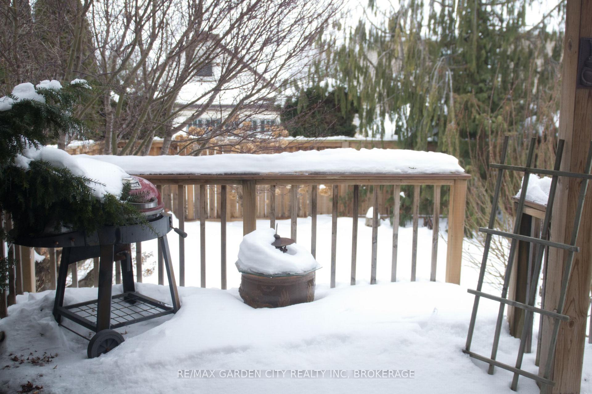 Photo 16 of 22 Currie Street, St. Catharines, Facer — HOMEH