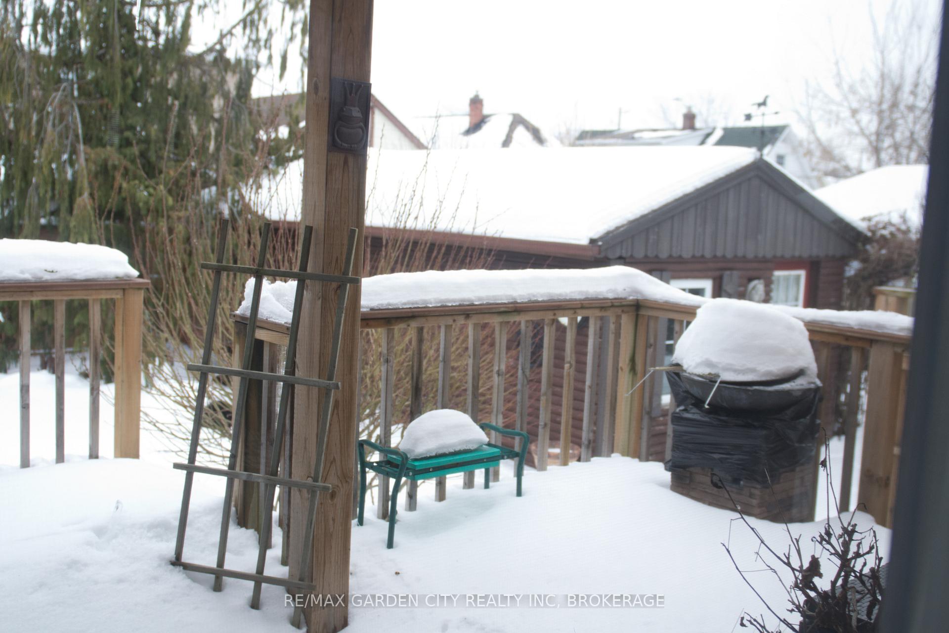 Photo 17 of 22 Currie Street, St. Catharines, Facer — HOMEH