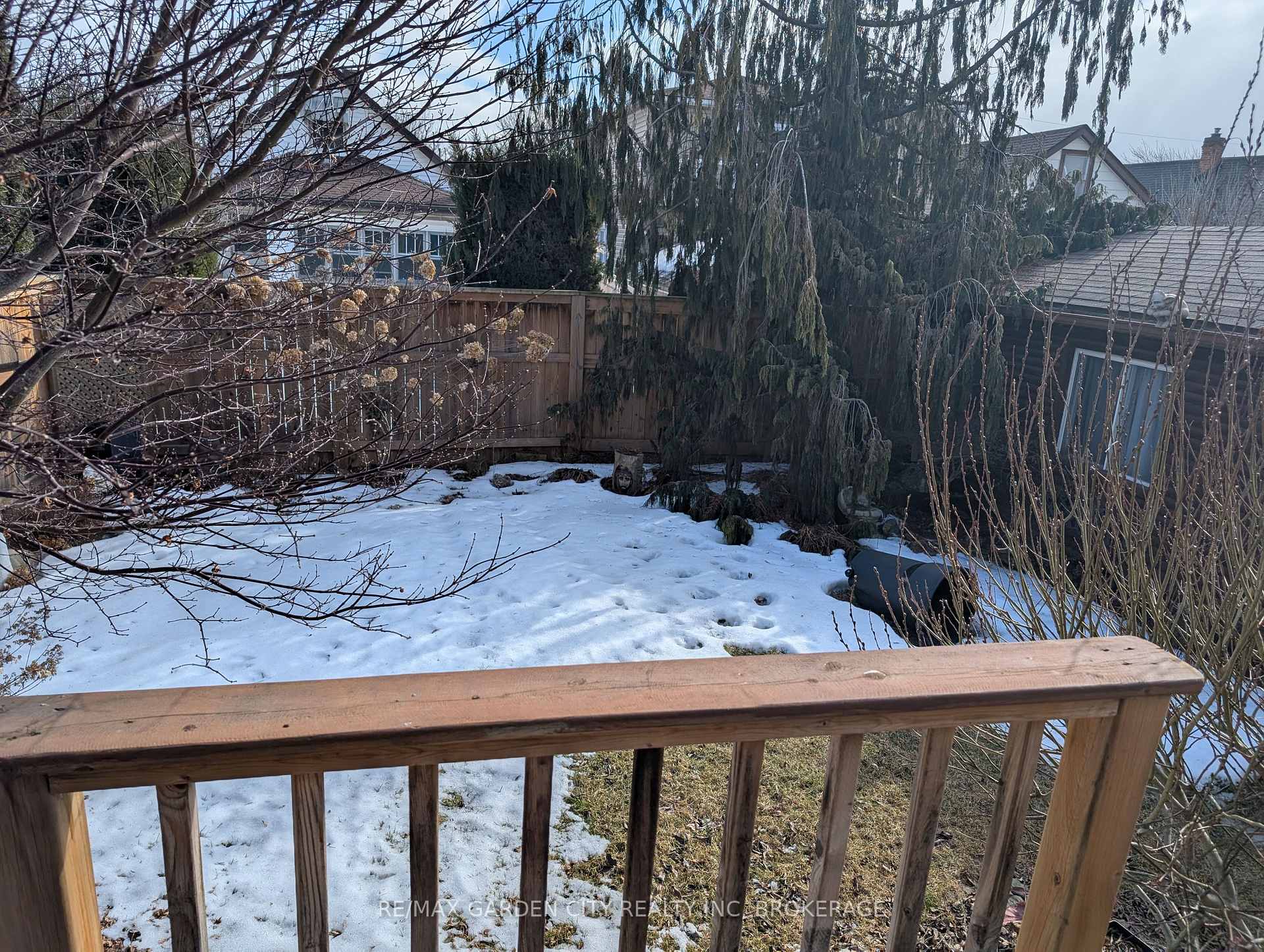 Photo 83 of 22 Currie Street, St. Catharines, Facer — HOMEH
