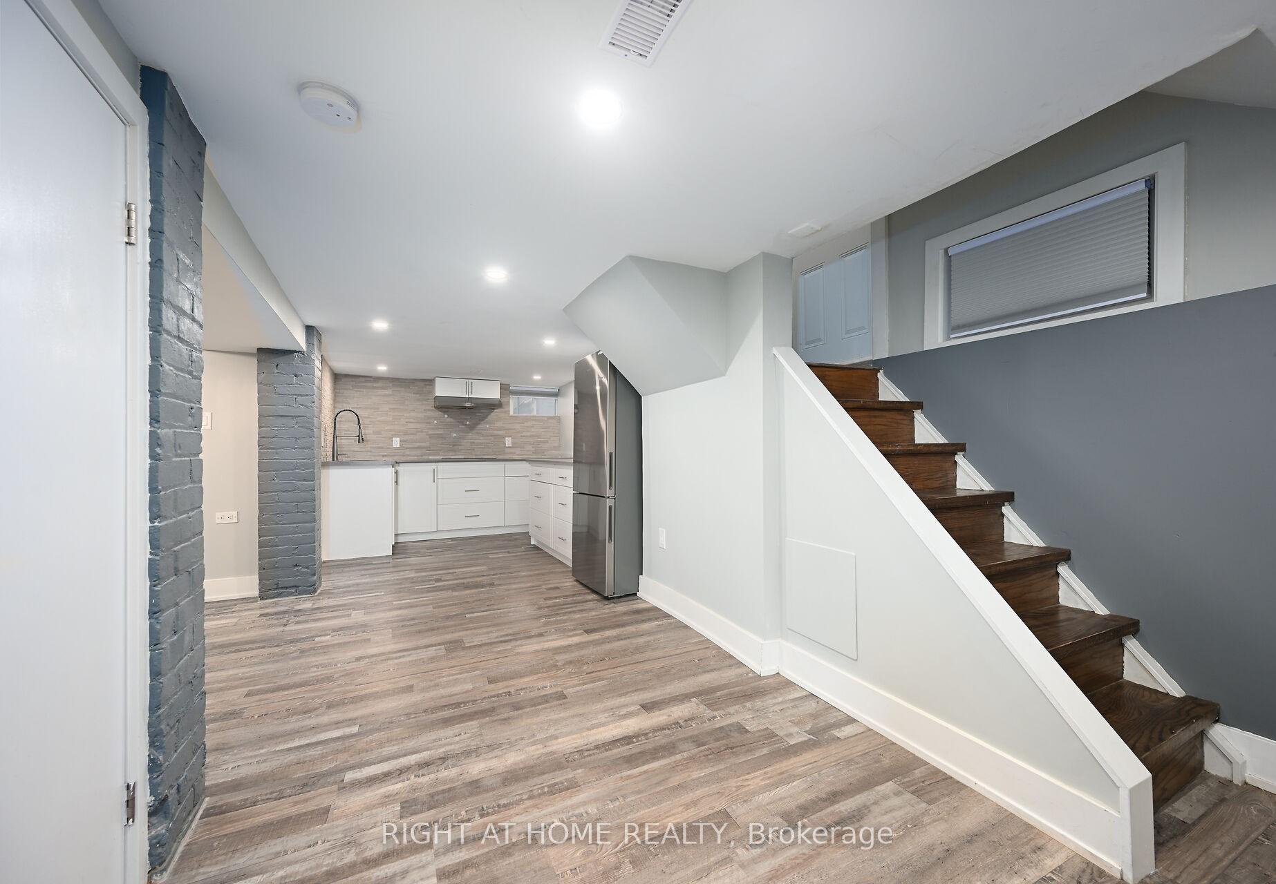Photo 22 of 30 Fairleigh Avenue N, Hamilton, Gibson — HOMEH