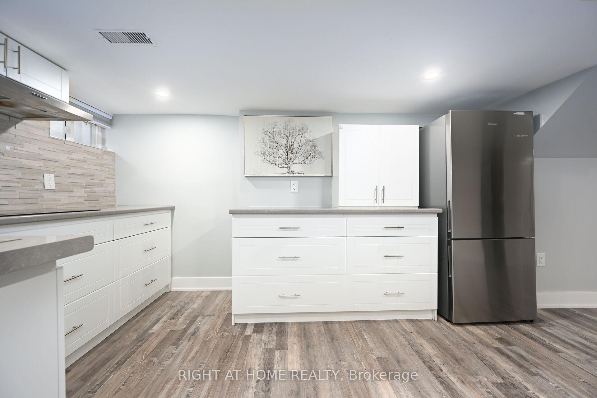 Photo 26 of 30 Fairleigh Avenue N, Hamilton, Gibson — HOMEH