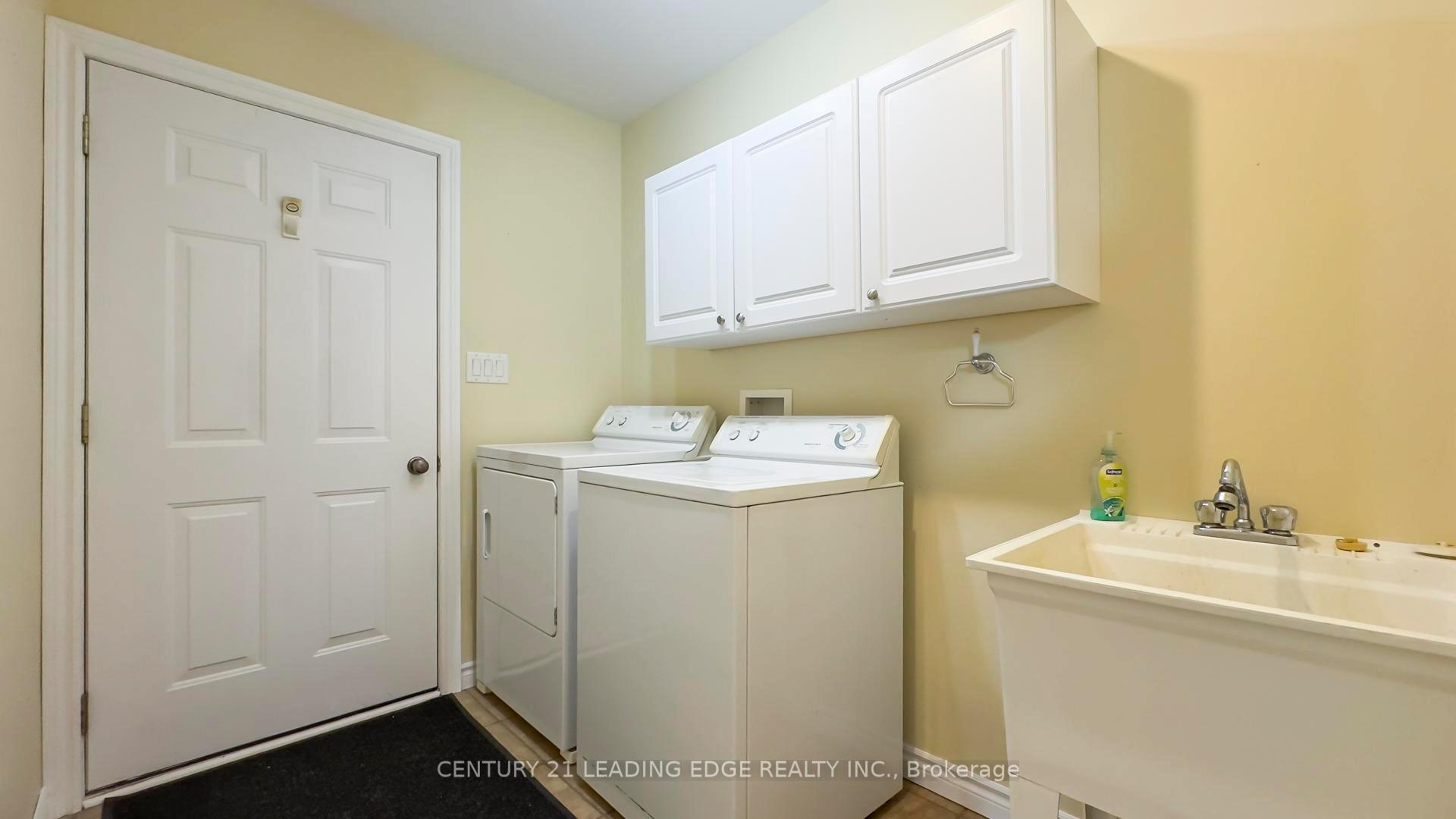 Photo 26 of 221 Suncoast Drive E, Goderich, Goderich (Town) — HOMEH