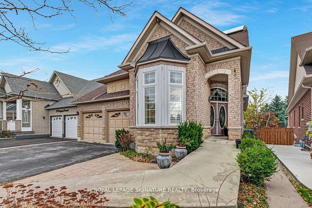 Photo 2 of 102 Pennyroyal Crescent, Brampton, Bramalea North Industrial — HOMEH