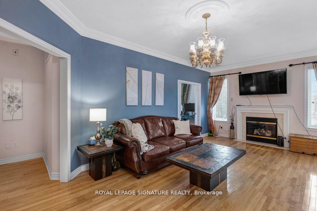 Photo 15 of 102 Pennyroyal Crescent, Brampton, Bramalea North Industrial — HOMEH