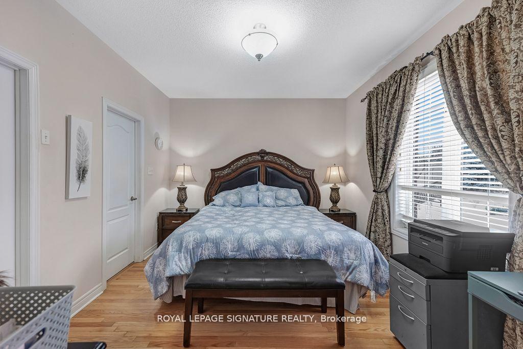 Photo 17 of 102 Pennyroyal Crescent, Brampton, Bramalea North Industrial — HOMEH