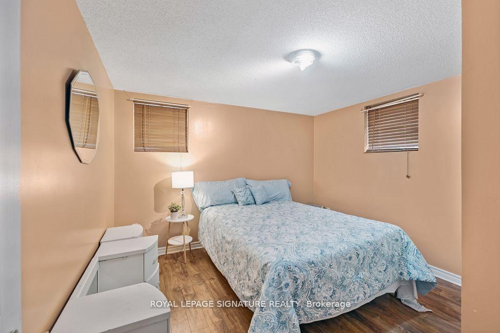 Photo 27 of 102 Pennyroyal Crescent, Brampton, Bramalea North Industrial — HOMEH