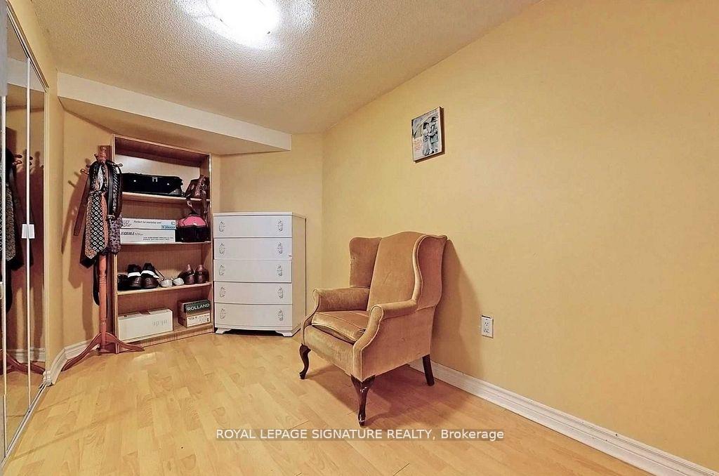 Photo 31 of 102 Pennyroyal Crescent, Brampton, Bramalea North Industrial — HOMEH