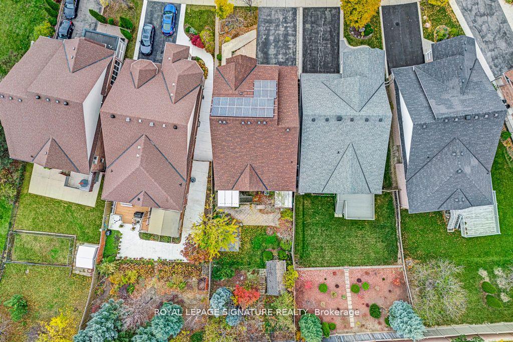 Photo 34 of 102 Pennyroyal Crescent, Brampton, Bramalea North Industrial — HOMEH