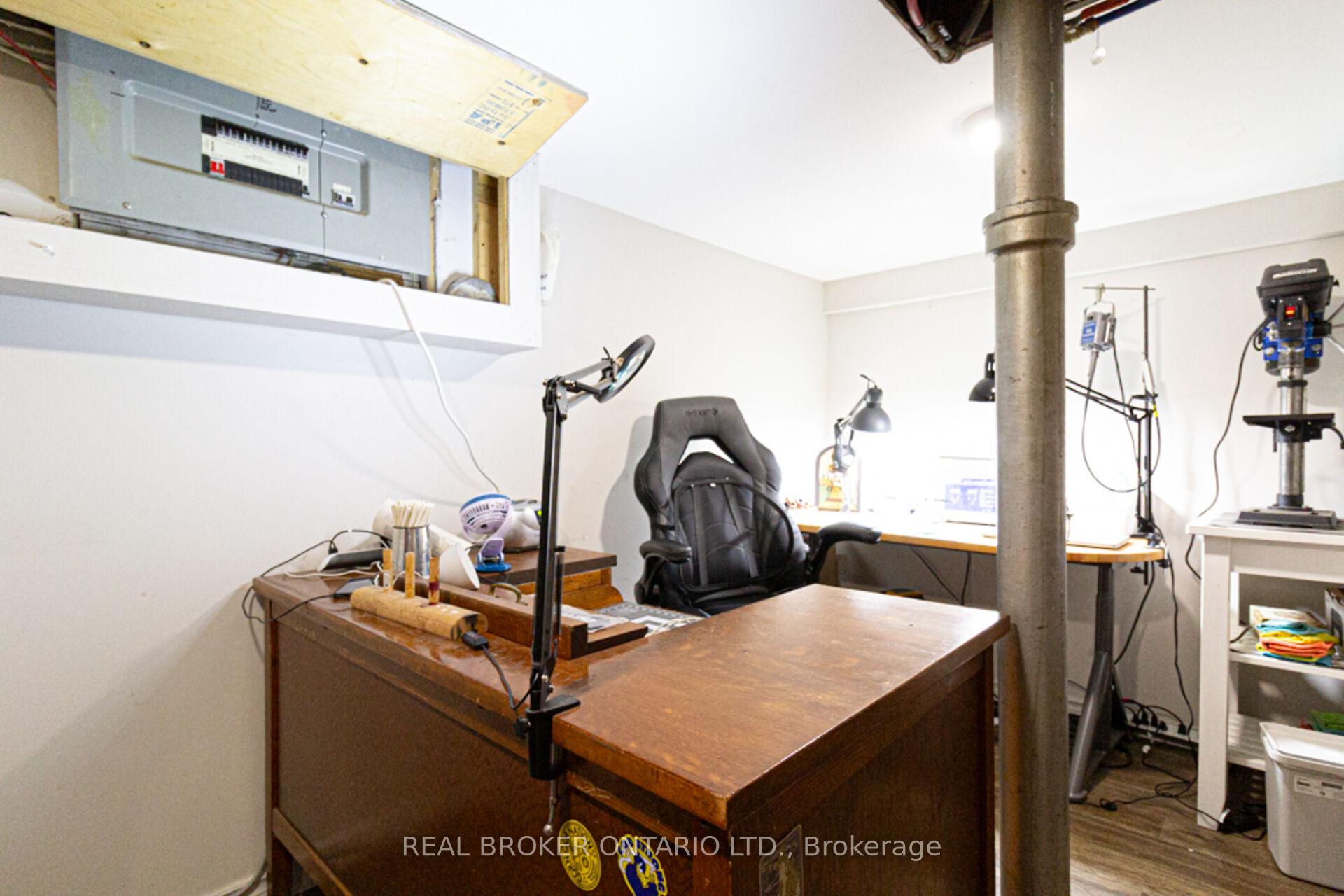 Photo 34 of 165 Leinster Avenue N, Hamilton, Stripley — HOMEH