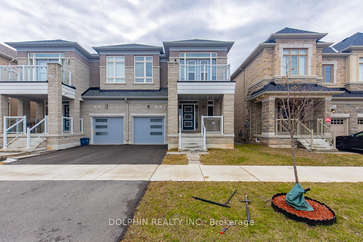 Photo 4 of 10 Great Falls Boulevard, Hamilton, Waterdown — HOMEH