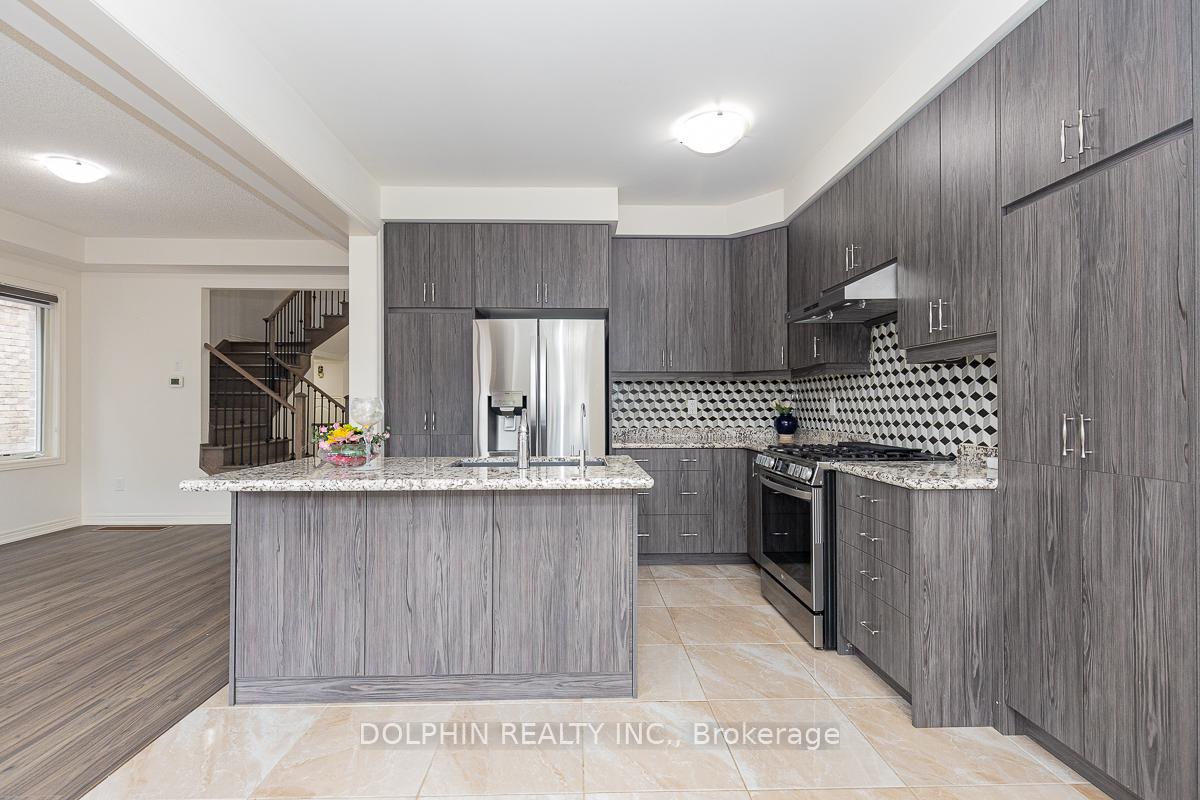 Photo 19 of 10 Great Falls Boulevard, Hamilton, Waterdown — HOMEH