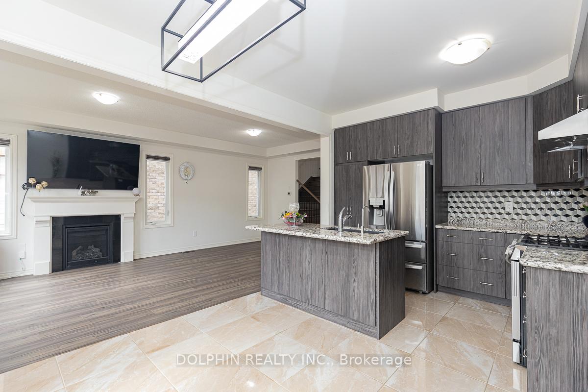 Photo 20 of 10 Great Falls Boulevard, Hamilton, Waterdown — HOMEH
