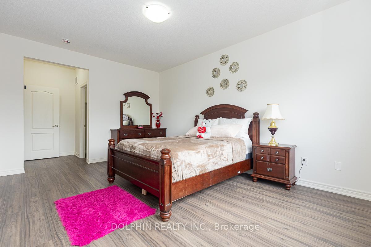 Photo 25 of 10 Great Falls Boulevard, Hamilton, Waterdown — HOMEH