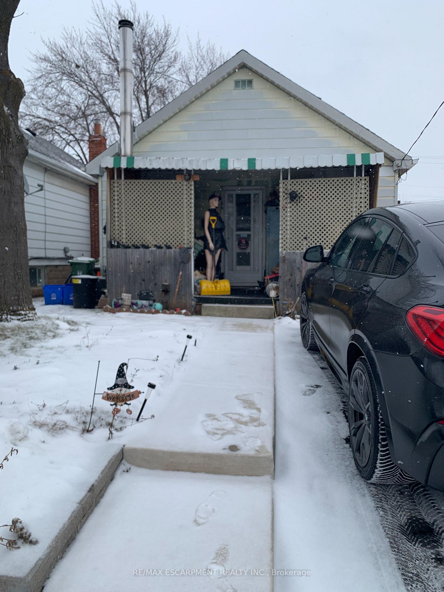 Photo 1 of 64 Beland Avenue N, Hamilton, McQuesten — HOMEH