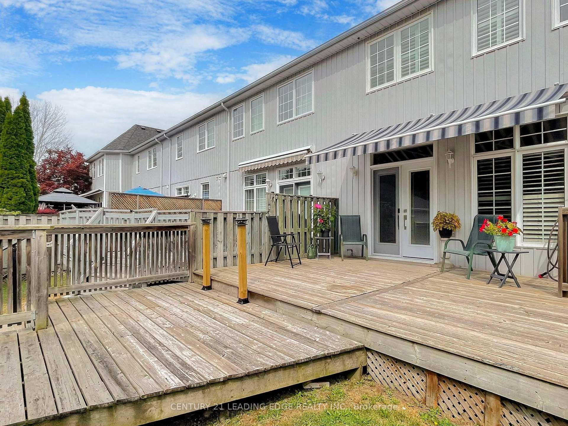 Photo 28 of 977 Lake Drive E, Georgina, Sutton & Jackson's Point — HOMEH