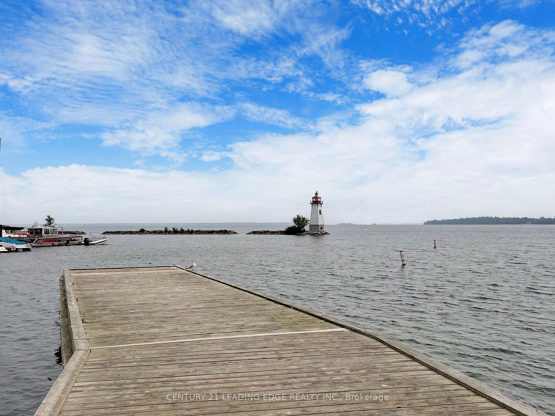 Photo 34 of 977 Lake Drive E, Georgina, Sutton & Jackson's Point — HOMEH