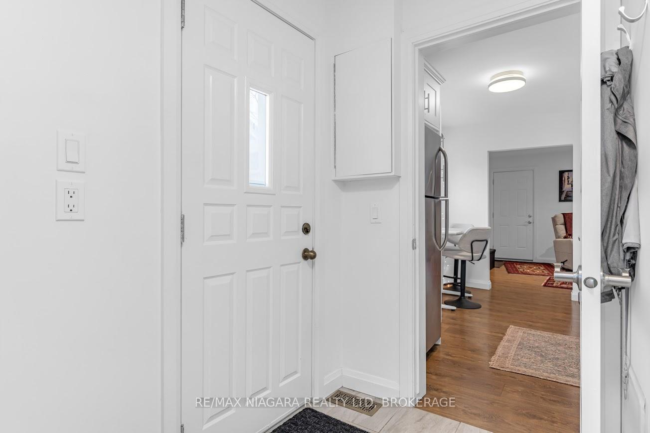 Photo 19 of 4 Beverly Street, St. Catharines, Oakdale — HOMEH