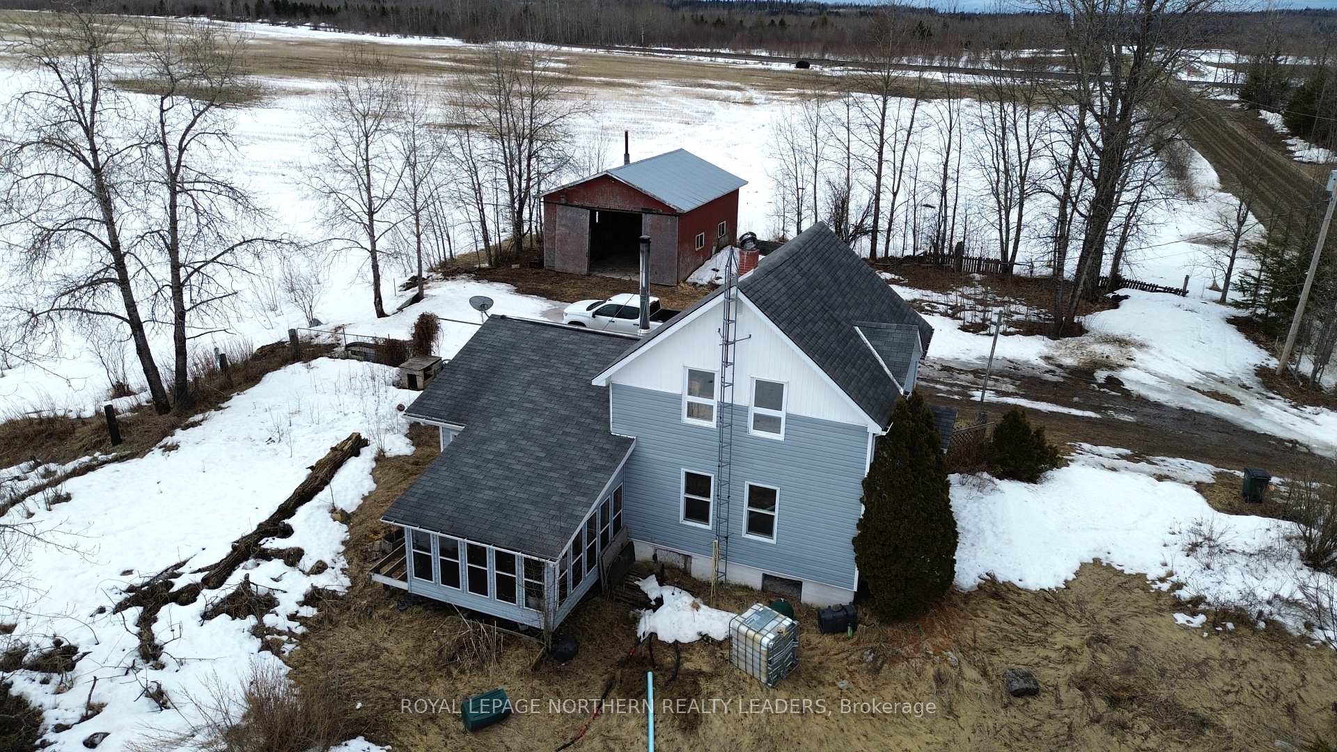 Photo 7 of 760 Glackmeyer Concession Rd 10 & 11, Cochrane — HOMEH