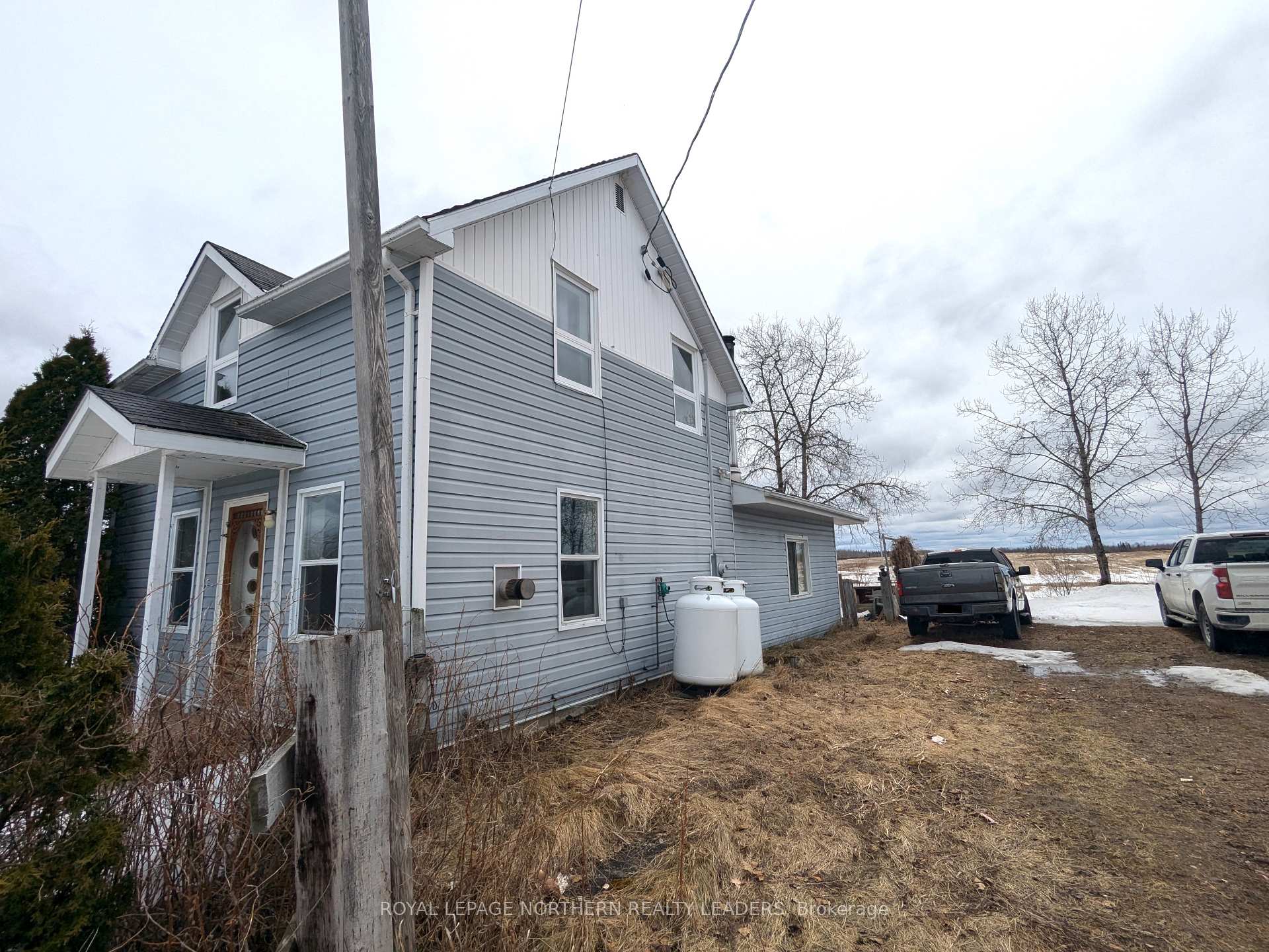 Photo 8 of 760 Glackmeyer Concession Rd 10 & 11, Cochrane — HOMEH