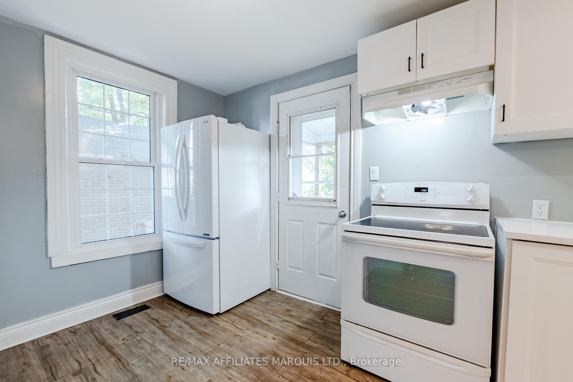 Photo 14 of 312-314 Amelia Street, Cornwall — HOMEH