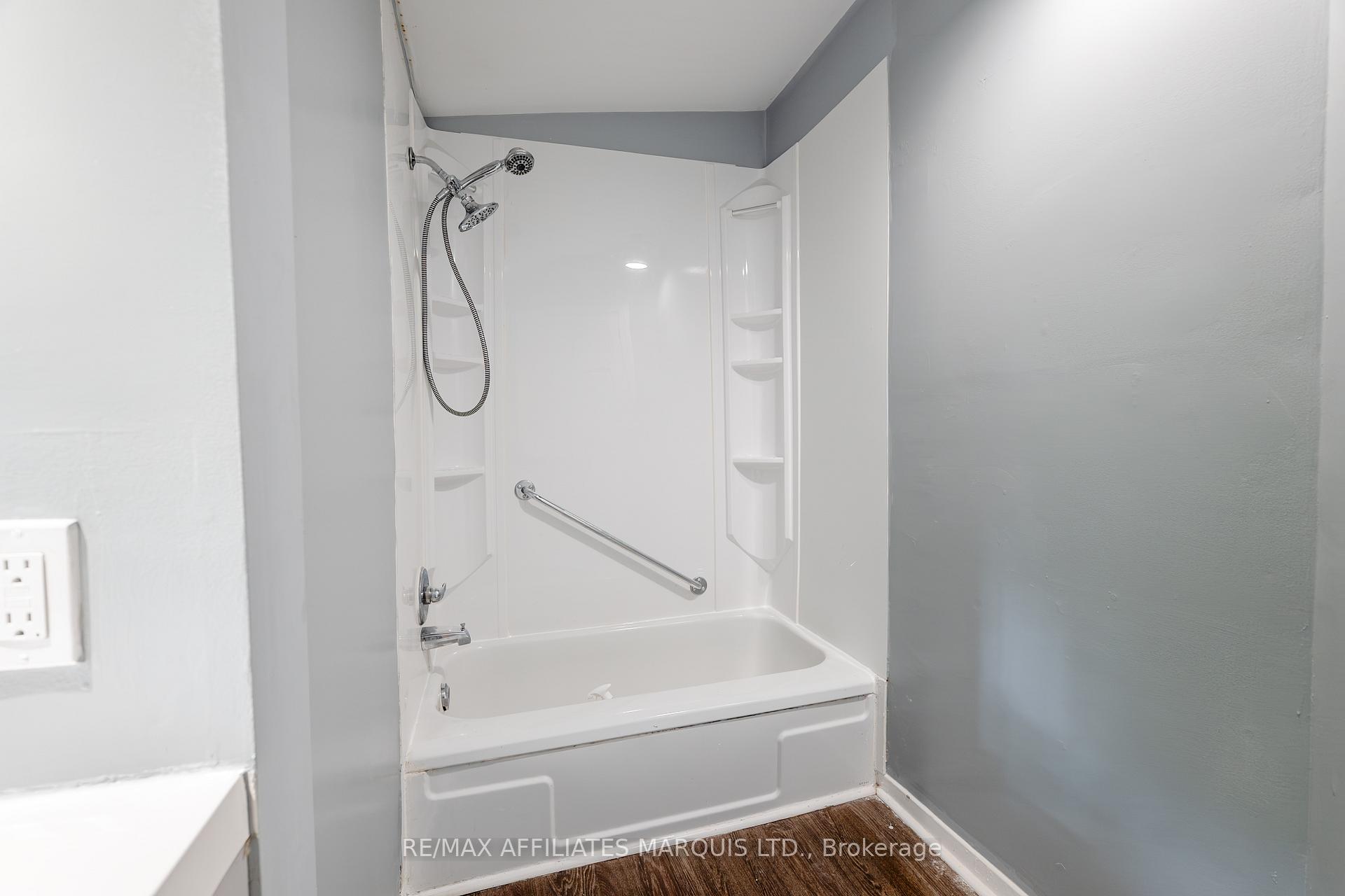 Photo 18 of 312-314 Amelia Street, Cornwall — HOMEH