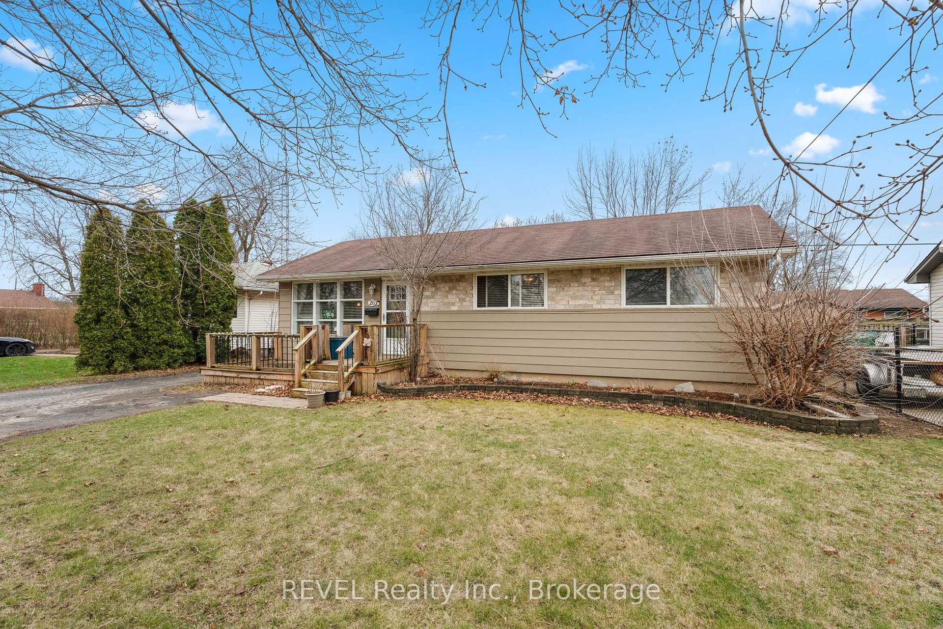 Photo 28 of 26 Roseland Avenue, St. Catharines, Carlton/Bunting — HOMEH