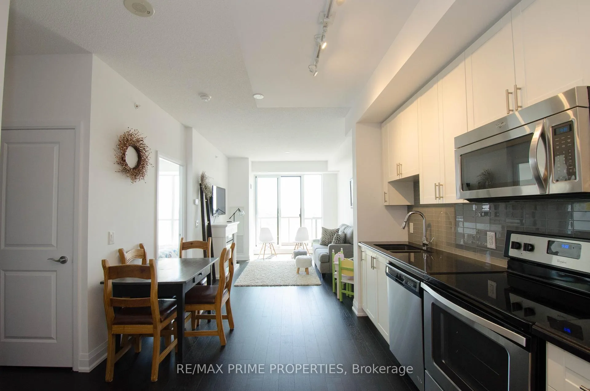 Photo 4 of Unit 708, 9582 Markham Road, Markham, Wismer — HOMEH