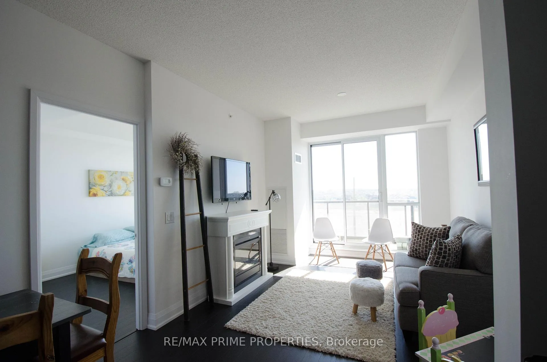 Photo 9 of Unit 708, 9582 Markham Road, Markham, Wismer — HOMEH