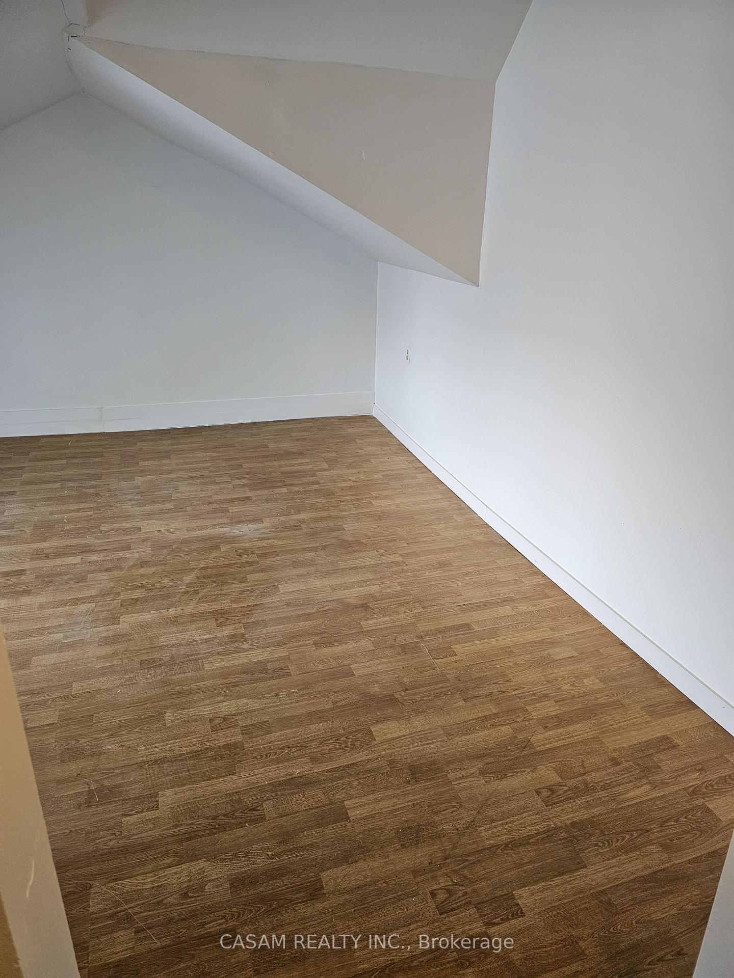 Photo 8 of Unit Upper, 68 Ainslie Street S, Cambridge — HOMEH