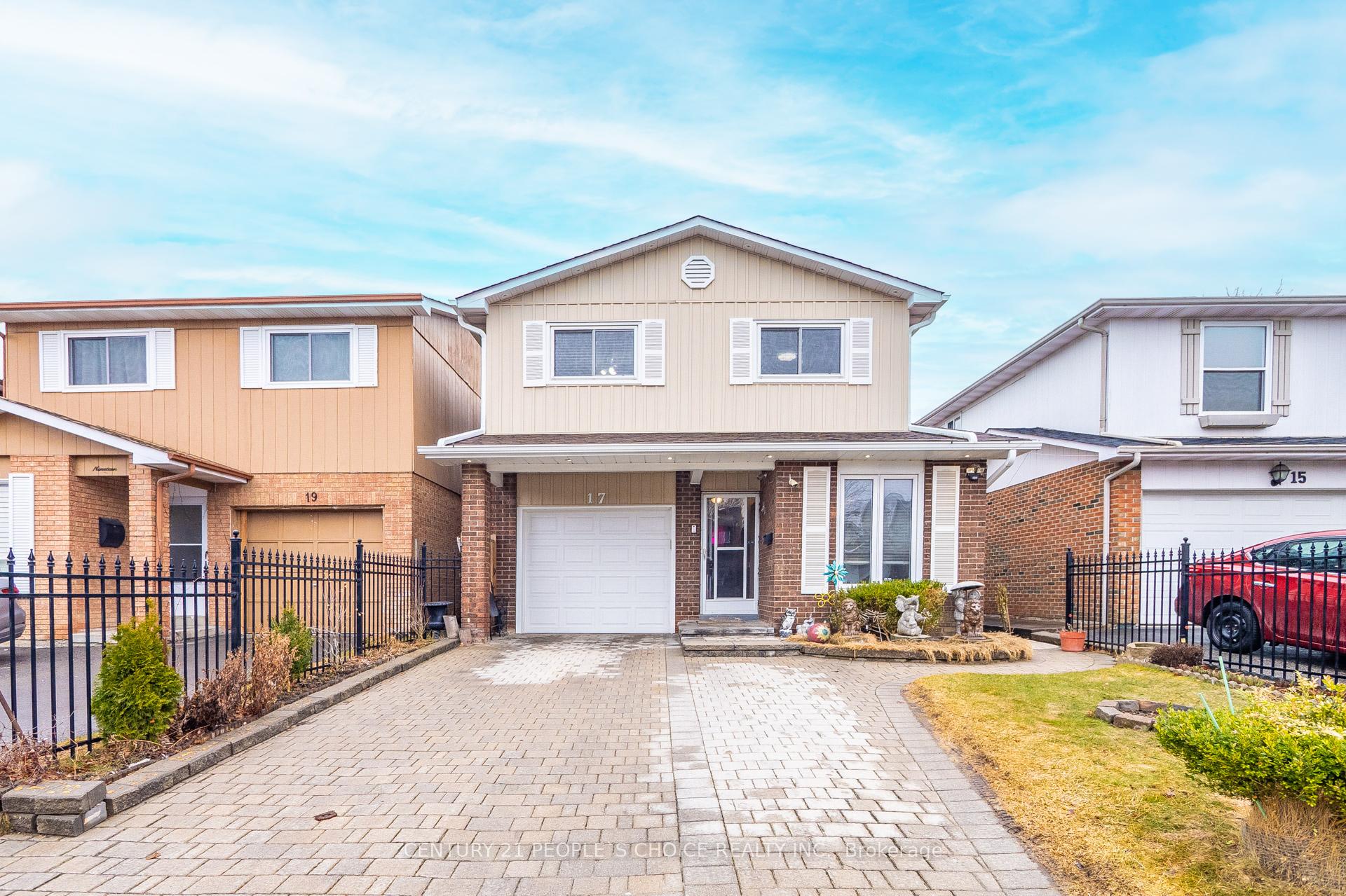 Front of 17 Ashurst Crescent