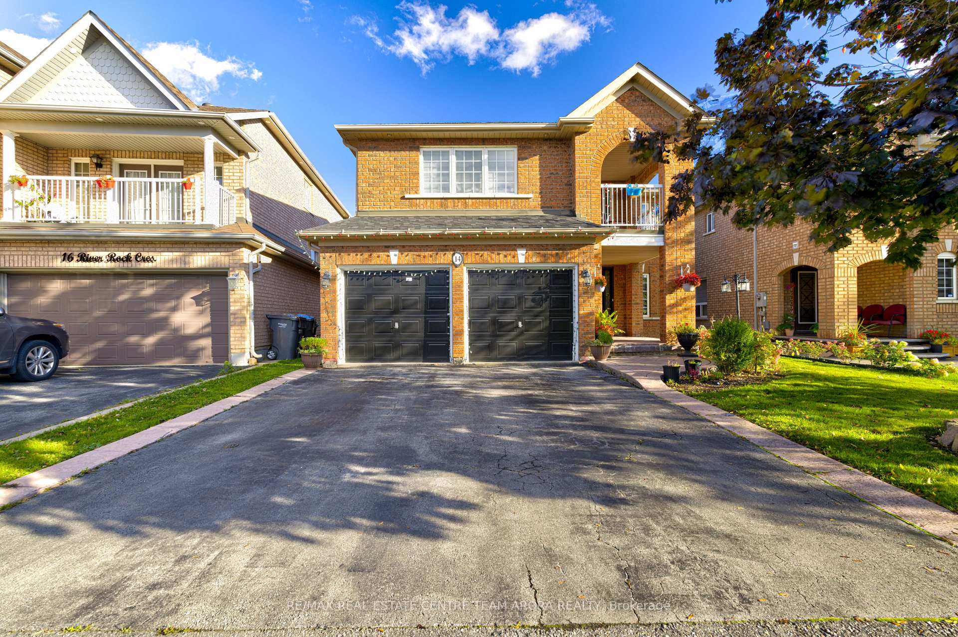 Photo 1 of 14 River Rock Crescent, Brampton, Fletcher's Meadow — HOMEH