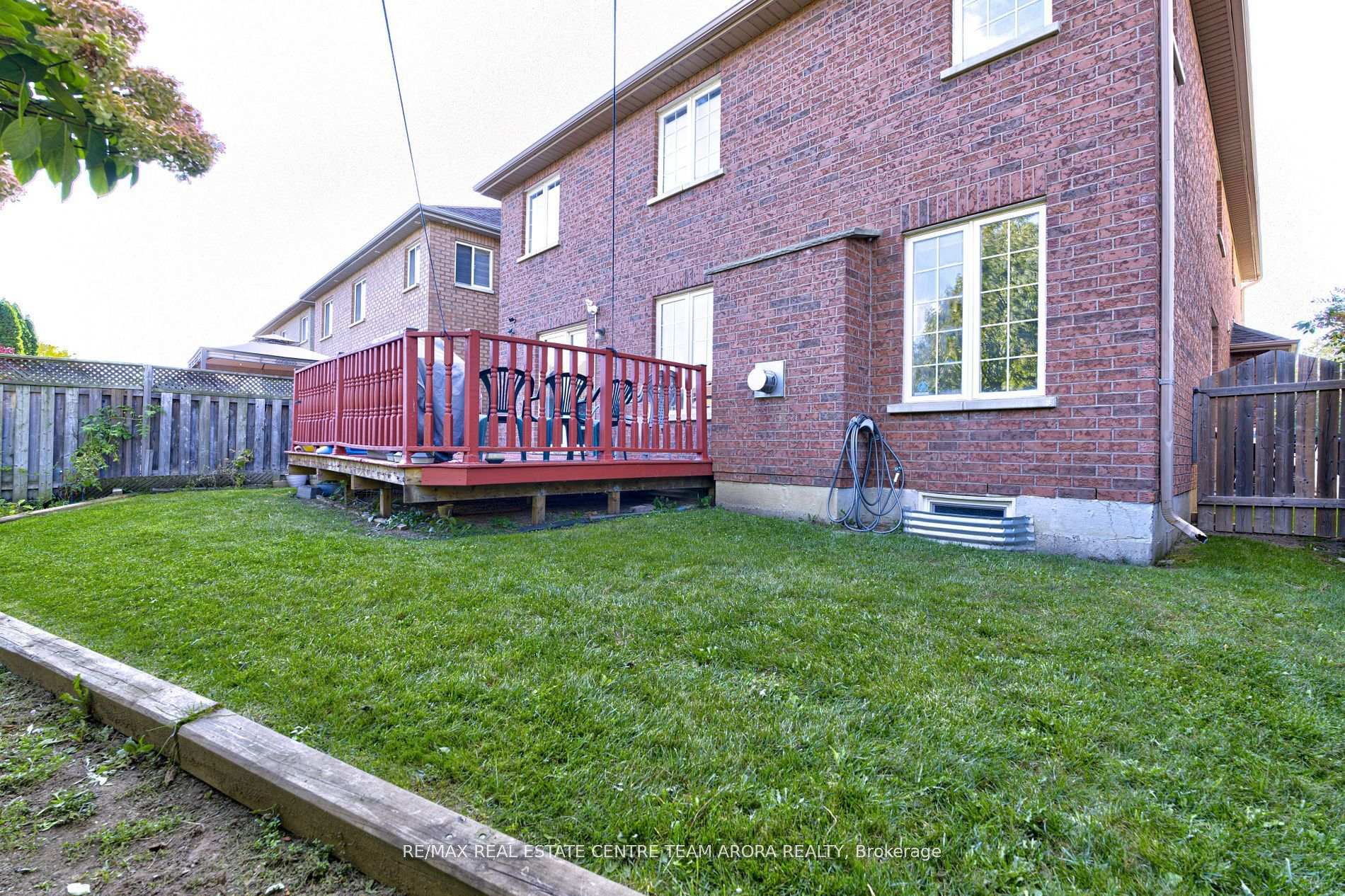 Photo 34 of 14 River Rock Crescent, Brampton, Fletcher's Meadow — HOMEH