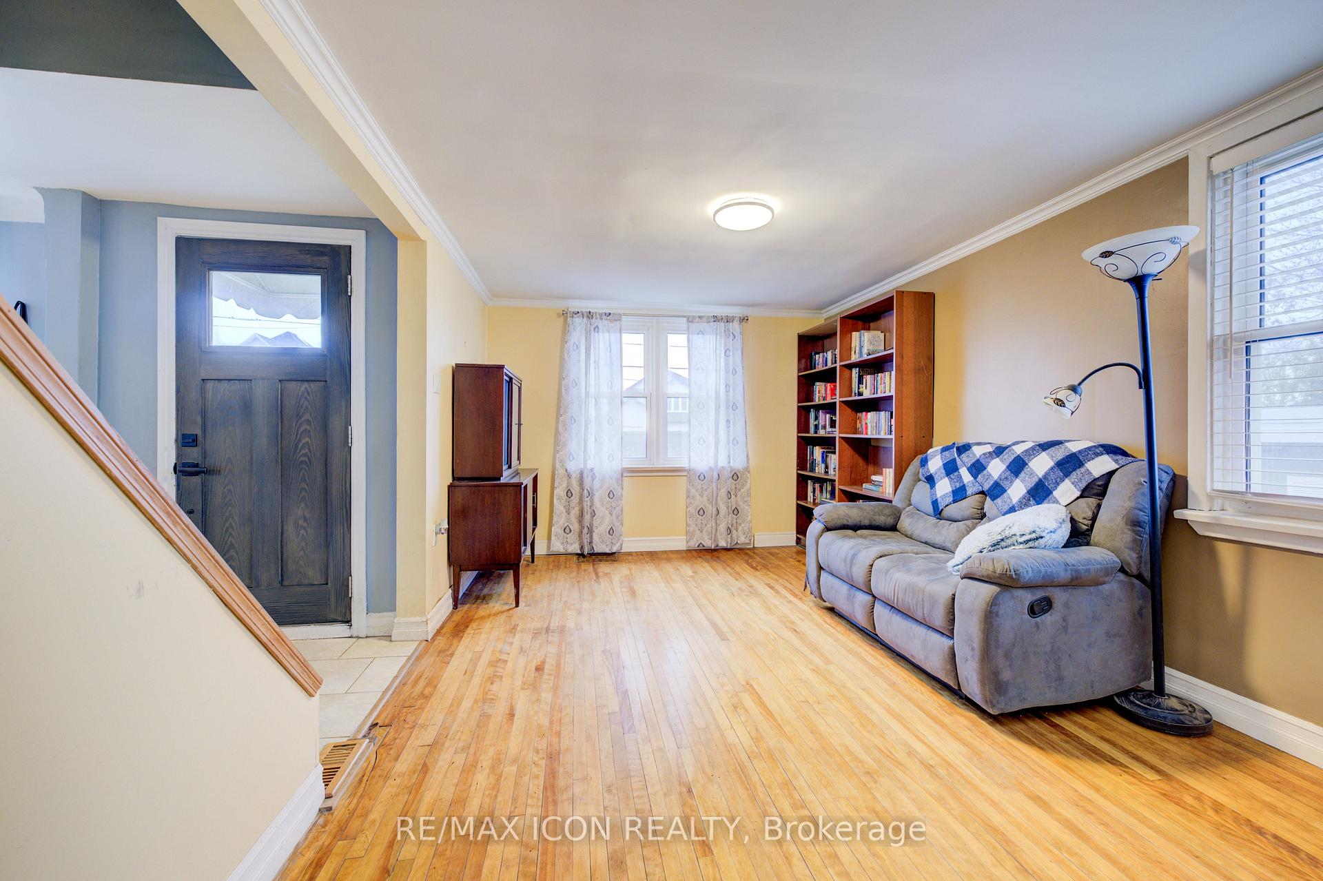 Photo 13 of 288 Winona Road, Hamilton, Winona — HOMEH