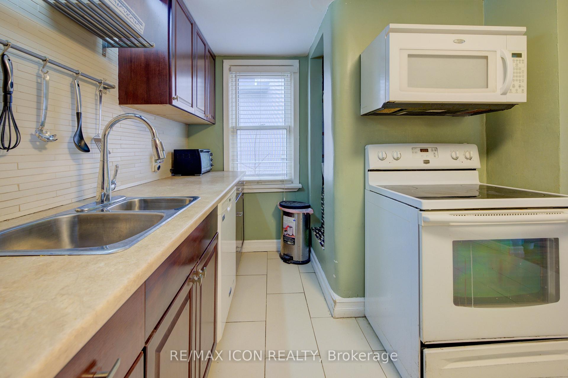 Photo 18 of 288 Winona Road, Hamilton, Winona — HOMEH
