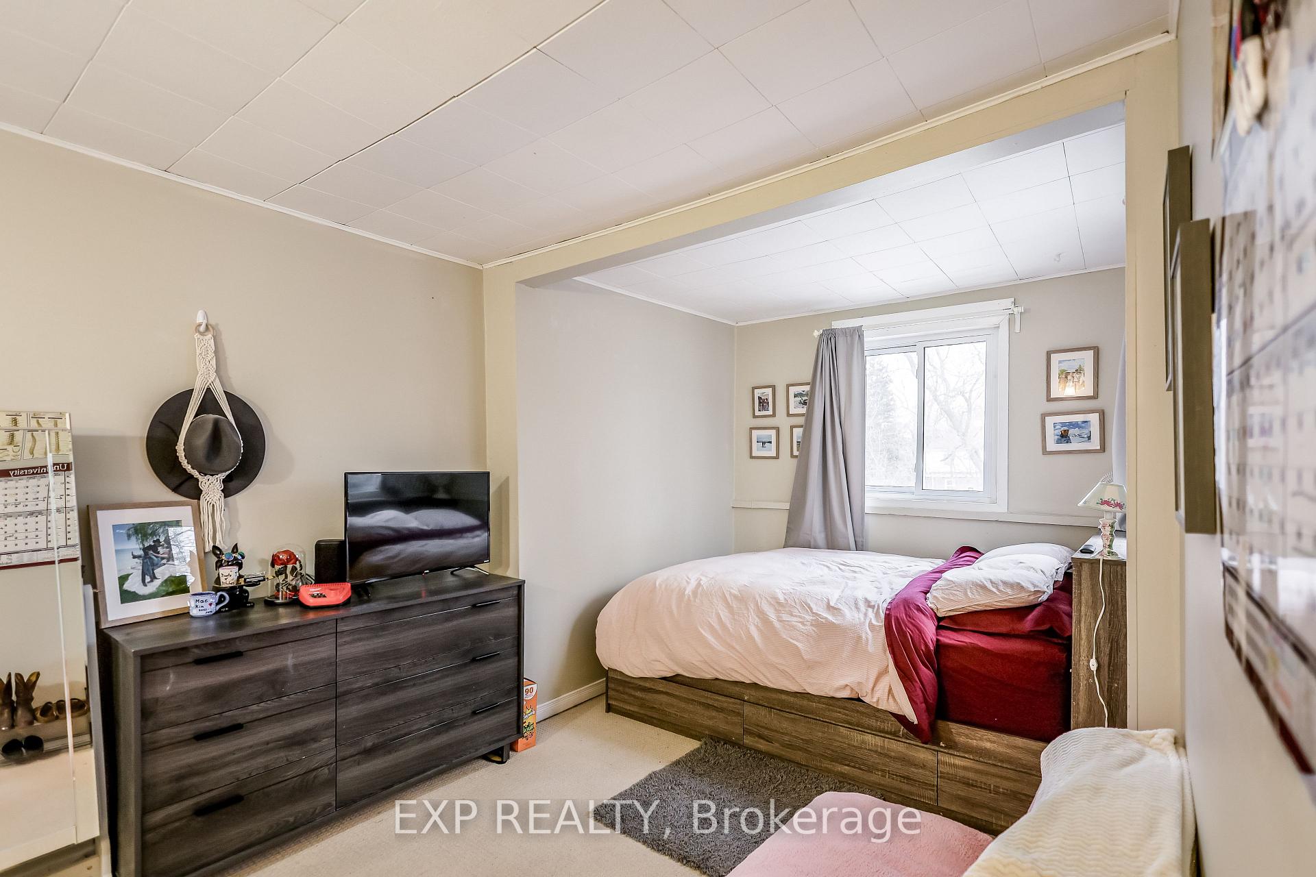 Photo 8 of 39 Broadway Avenue, Hamilton, Ainslie Wood — HOMEH