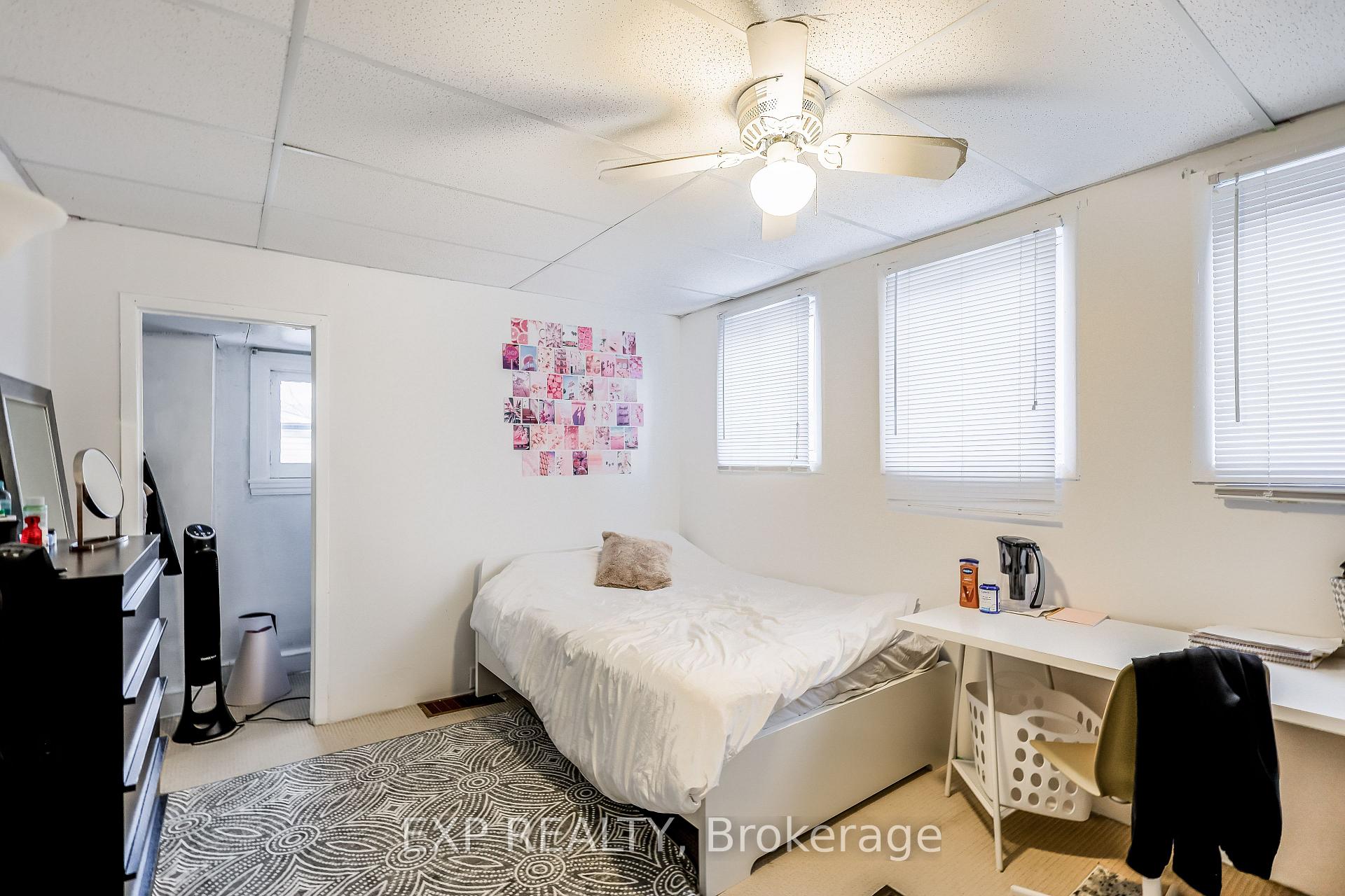Photo 11 of 39 Broadway Avenue, Hamilton, Ainslie Wood — HOMEH