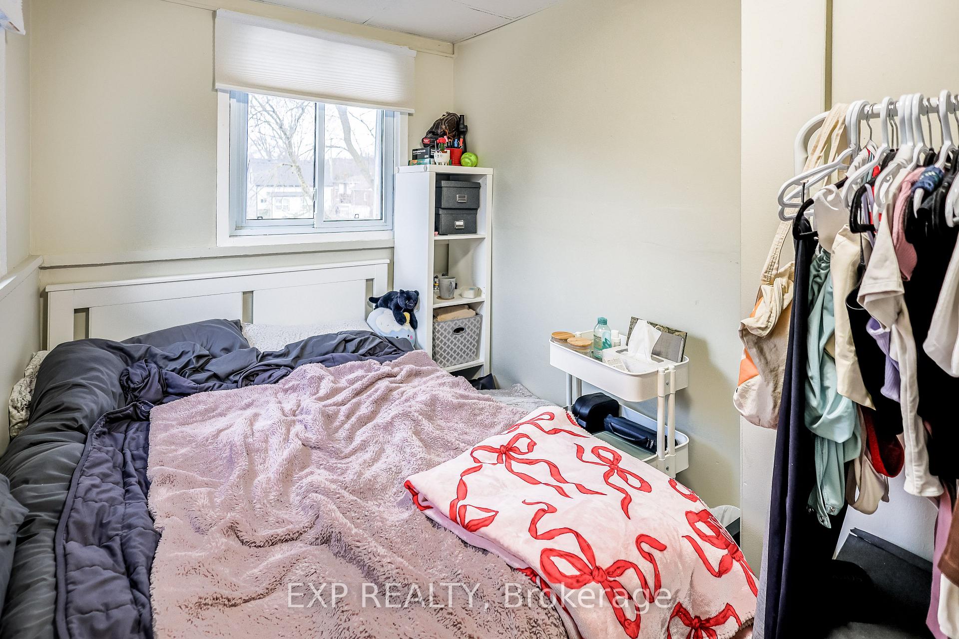 Photo 13 of 39 Broadway Avenue, Hamilton, Ainslie Wood — HOMEH