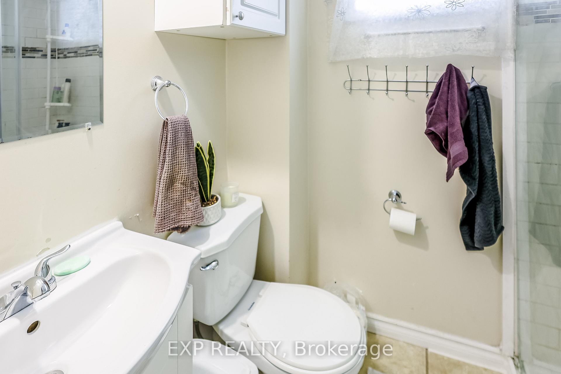 Photo 14 of 39 Broadway Avenue, Hamilton, Ainslie Wood — HOMEH