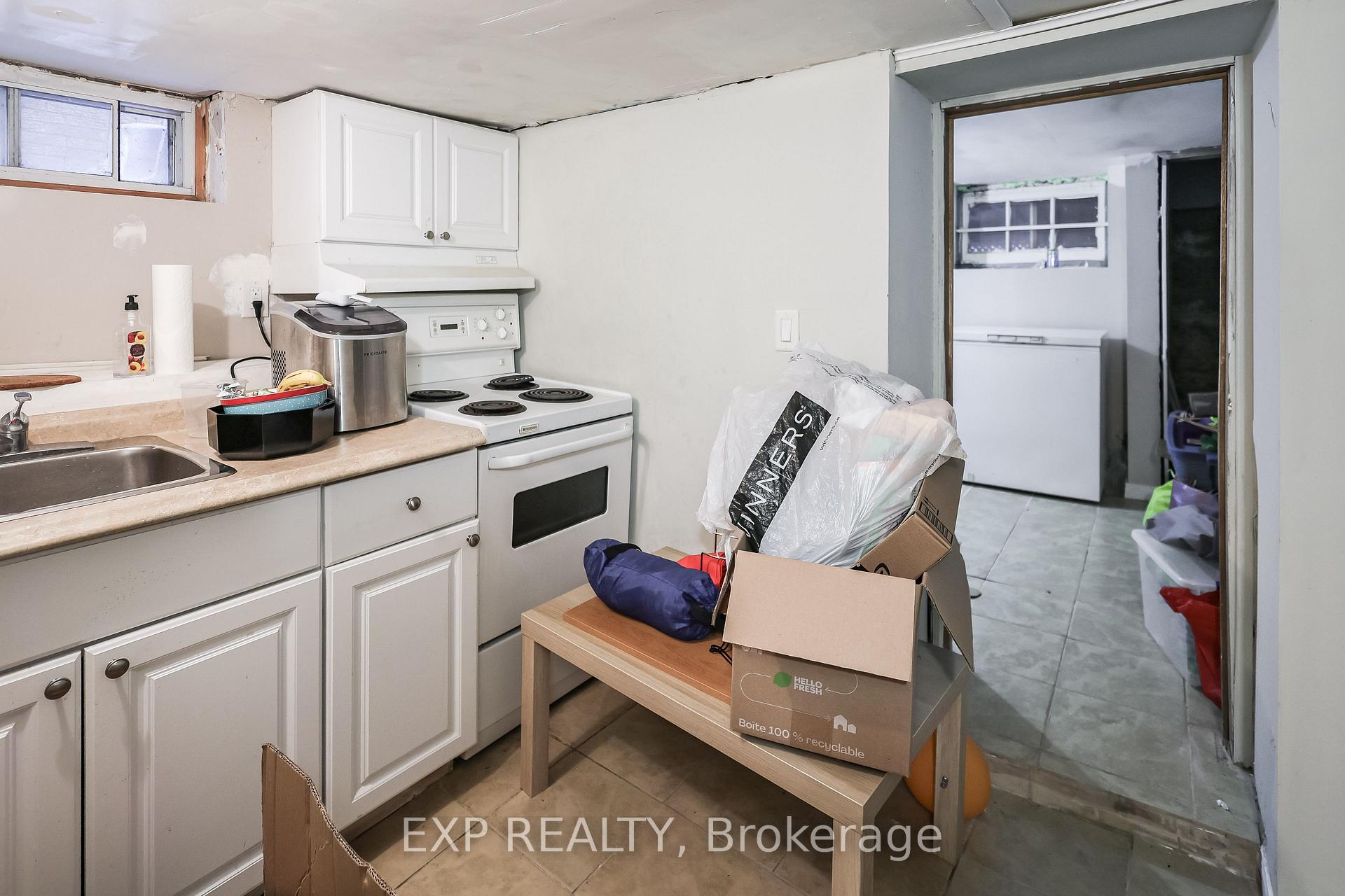 Photo 19 of 39 Broadway Avenue, Hamilton, Ainslie Wood — HOMEH