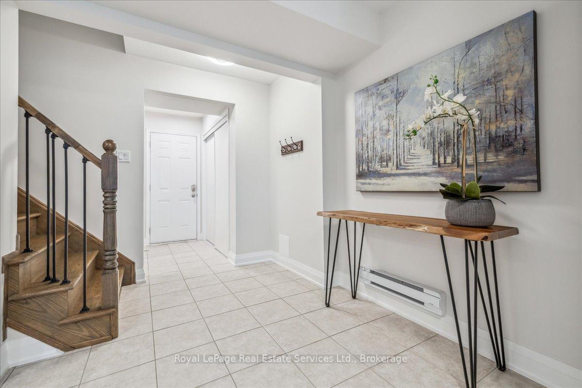 Photo 3 of Unit 72, 22 Spring Creek Drive, Hamilton, Waterdown — HOMEH