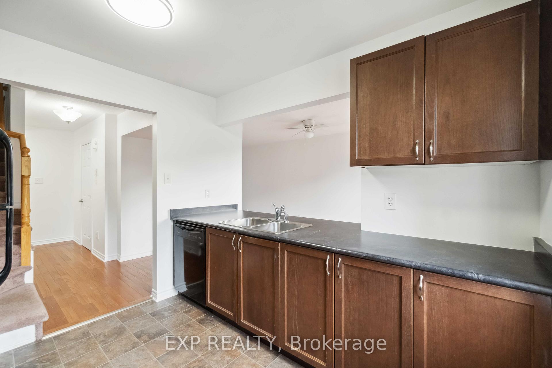 Photo 8 of 2307 Blue Aster Street, Ottawa, Barrhaven - Half Moon Bay — HOMEH